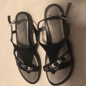 Life stride memory foam sandals